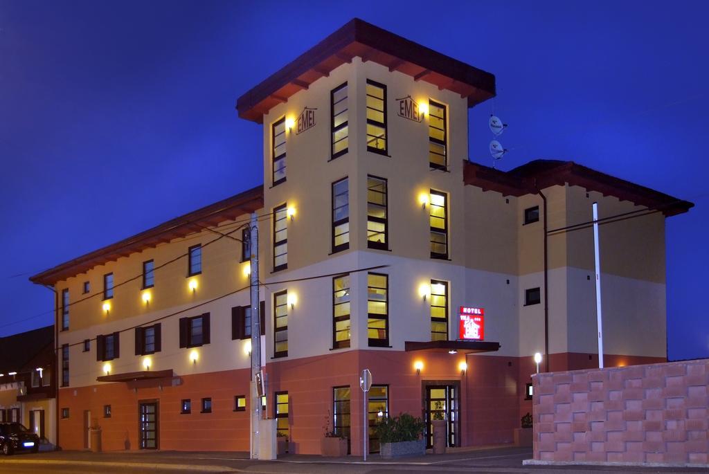 Hotel Vila Emei Μαριμπόρ Εξωτερικό φωτογραφία