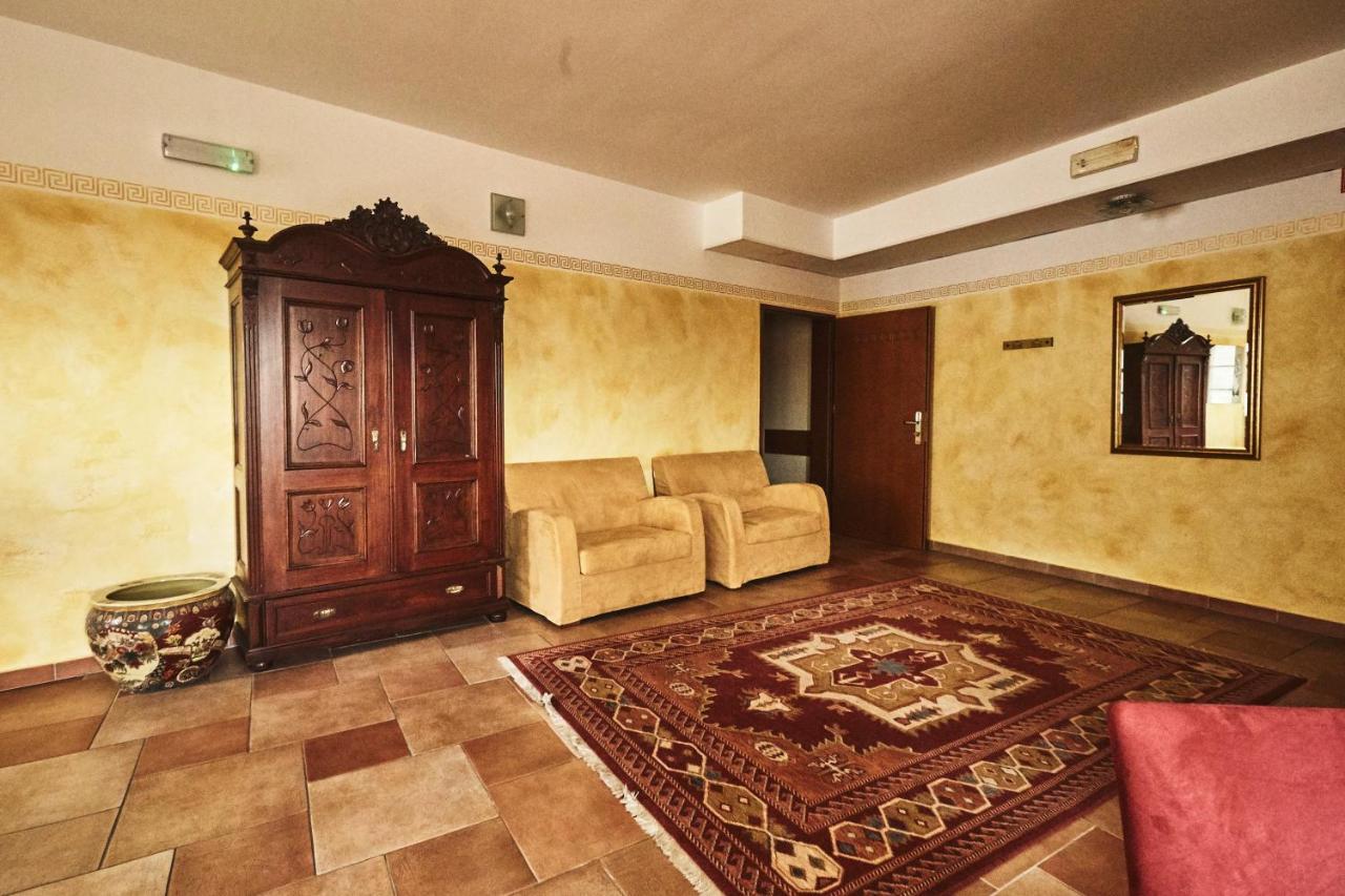 Hotel Vila Emei Μαριμπόρ Εξωτερικό φωτογραφία
