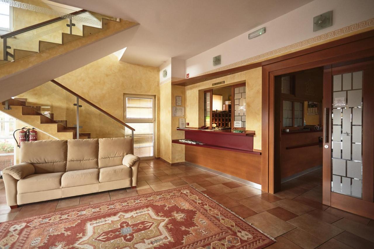 Hotel Vila Emei Μαριμπόρ Εξωτερικό φωτογραφία